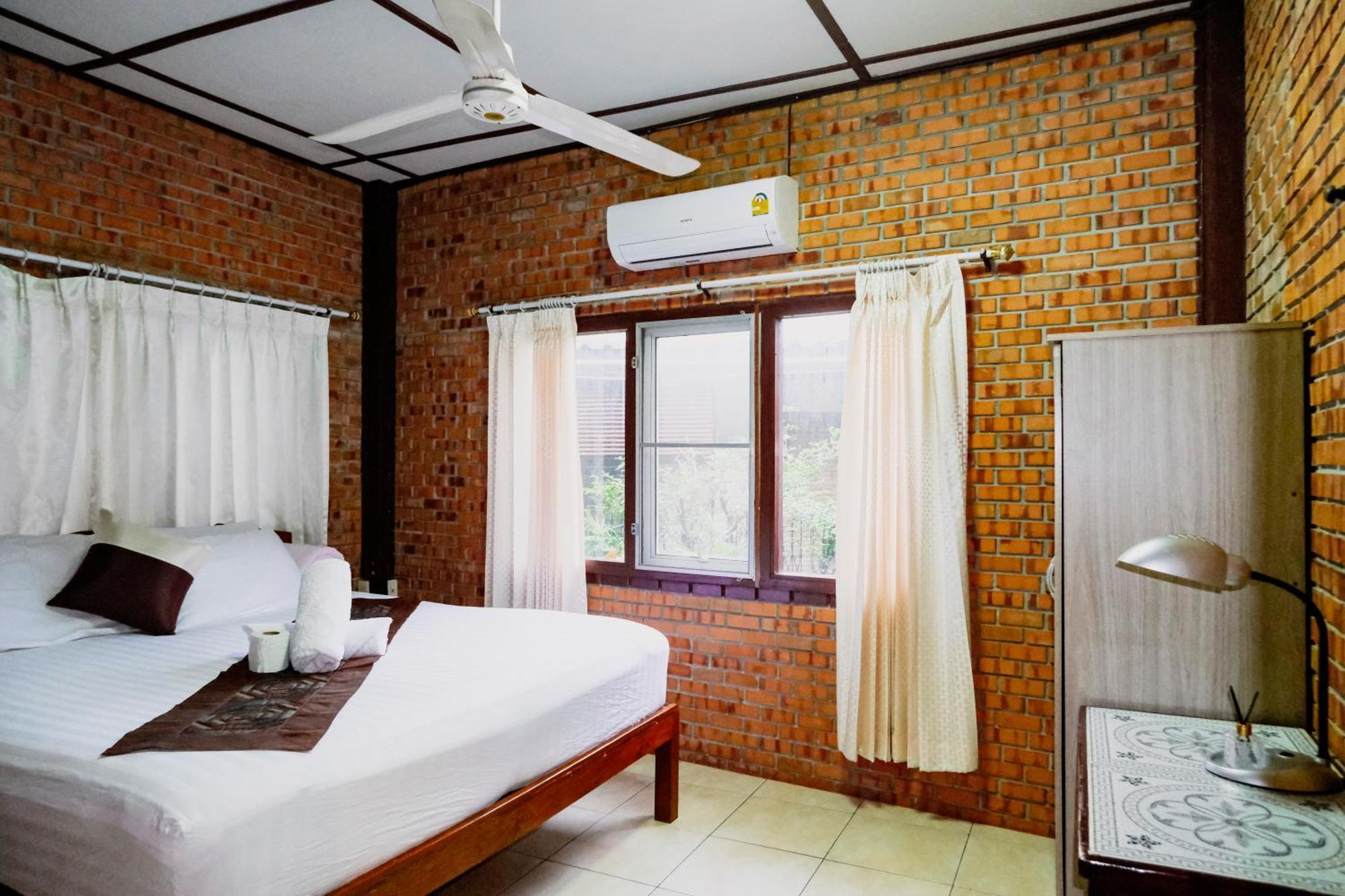 Апартаменты Boutique House Nipha Чиангмай Экстерьер фото